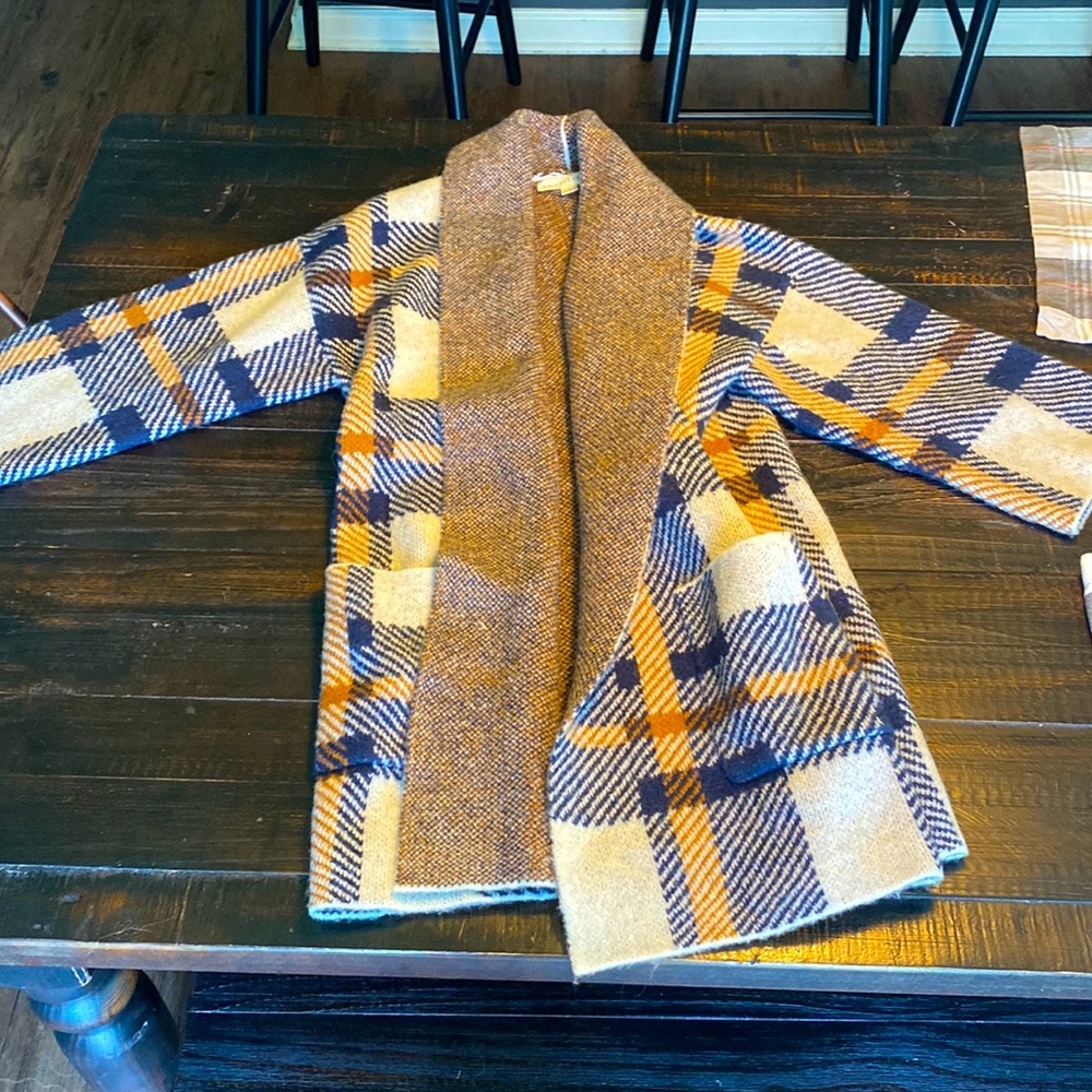 Oversized cardigan. Perfect for all your fall activities